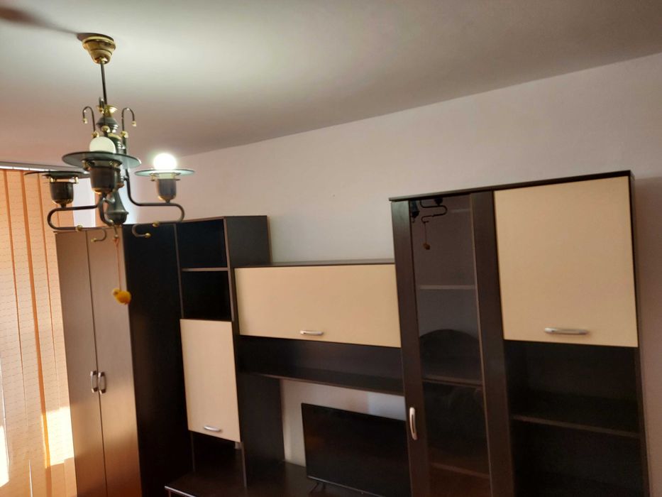 Inchiriez apartament  2 camere Brasov, cartierul Scriitorilor