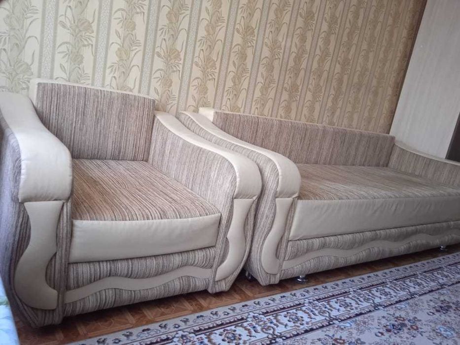 Мягкая мебель  диван