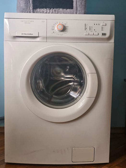 Стиральная машинка ELECTROLUX