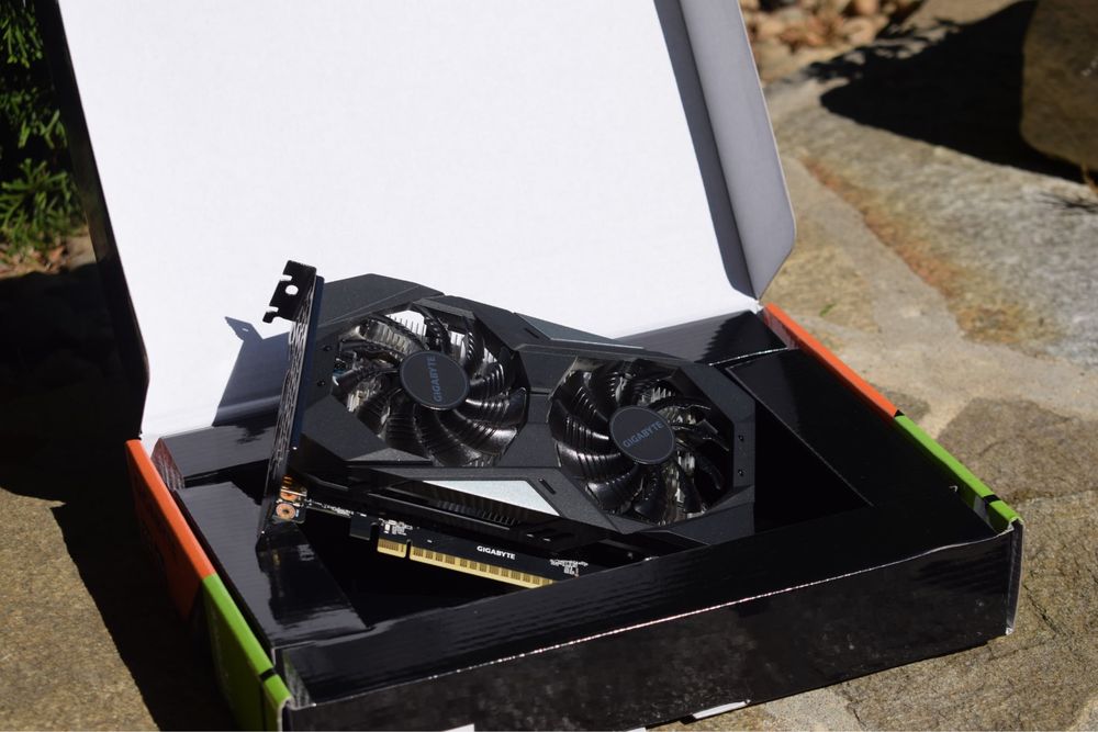 Видео карта 1650, 4gb vram