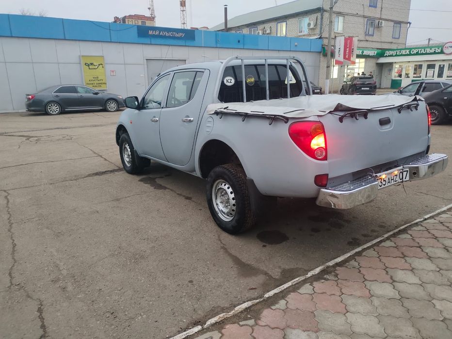 Mitsubishi L200 3.5 млн