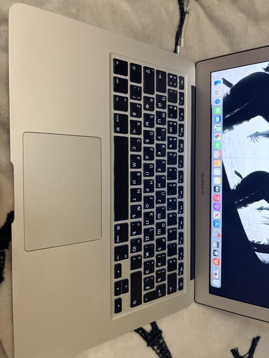 Macbook Air 16 2014