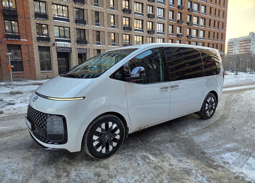 VIP минивэн с водителем Алматы | Вип трансфер и индивидуальные поездки