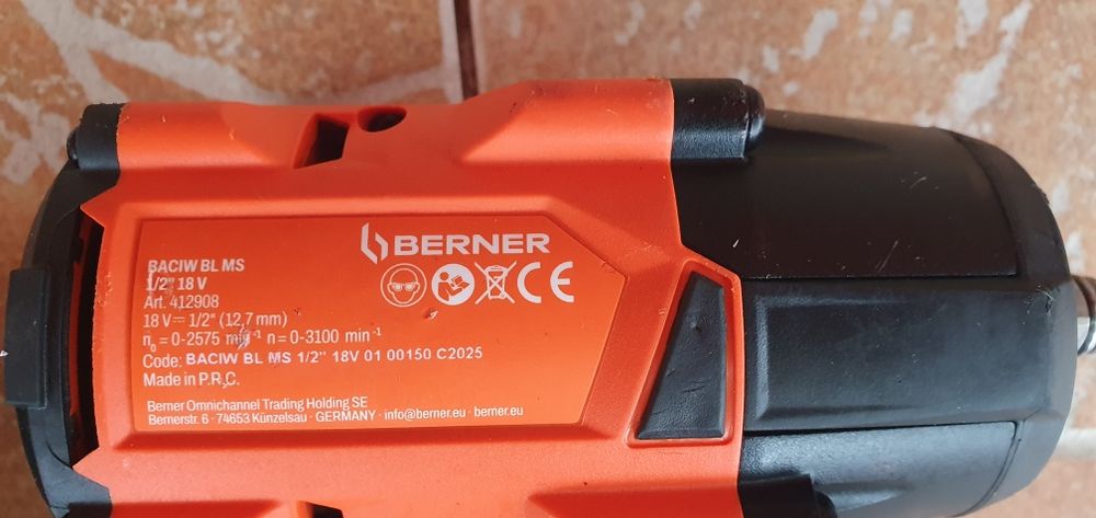 Masina  de ansurubat cu impact .Berner.