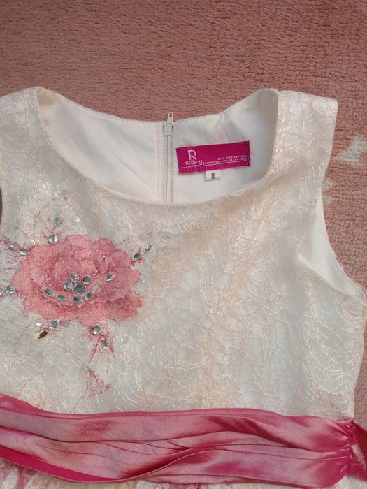 Продам детское платье