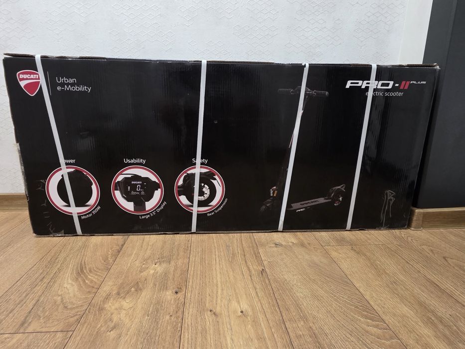 Ducati Pro II Plus Електрическа Тротинетка! Запечатана! Гаранция! Вива