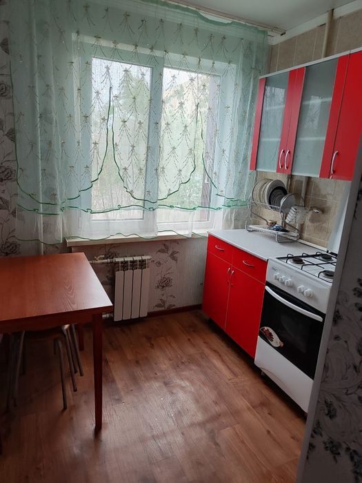 Сдам 2х комн квартиру