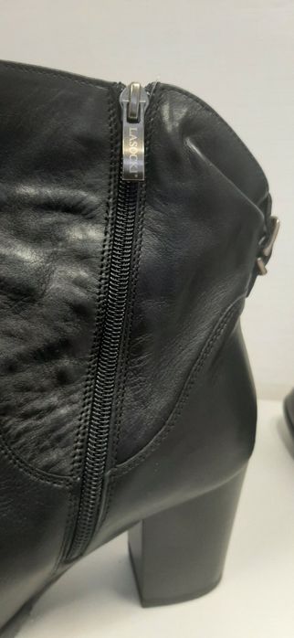 Дамски боти Lasocki