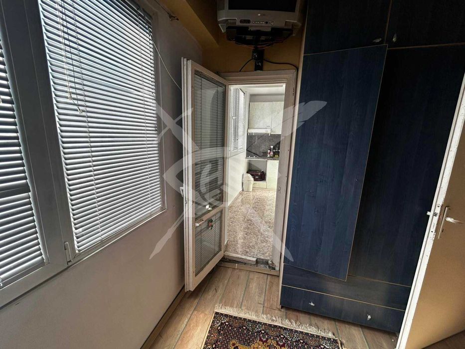 Продава се Двустаен апартамент в Пловдив, Изгрев - 48 кв.м за 1355 €/кв.м - Снимка #3