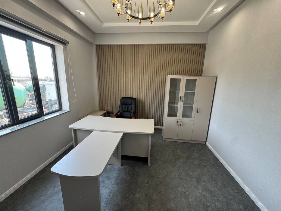 Ofis mebellari siz hohlgan rangda
