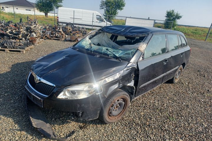 Manete semnalizare si stergatoare bloc complet Skoda Fabia 5J