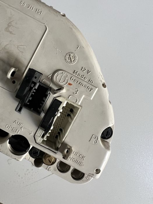 Щиток приборов bmw e34;e32