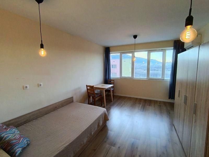 Дава се под наем Едностаен апартамент в София, Младост 3 - 38 кв.м за 348.84 € - Снимка #1