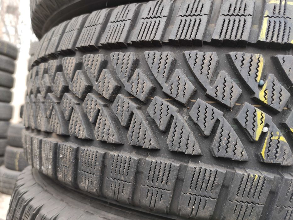 4бр Зимни гуми за бус 215 65 16 С - Bridgestone