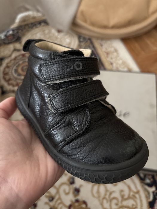 Детская обувь 4 пары