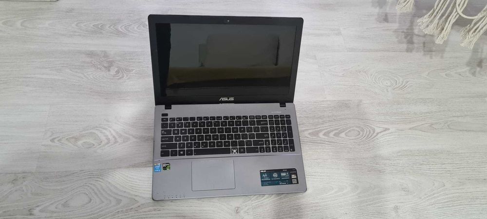 Dezmembre Laptop Asus R510J,balamale,tastatura,incarcator,carcasa,boxe