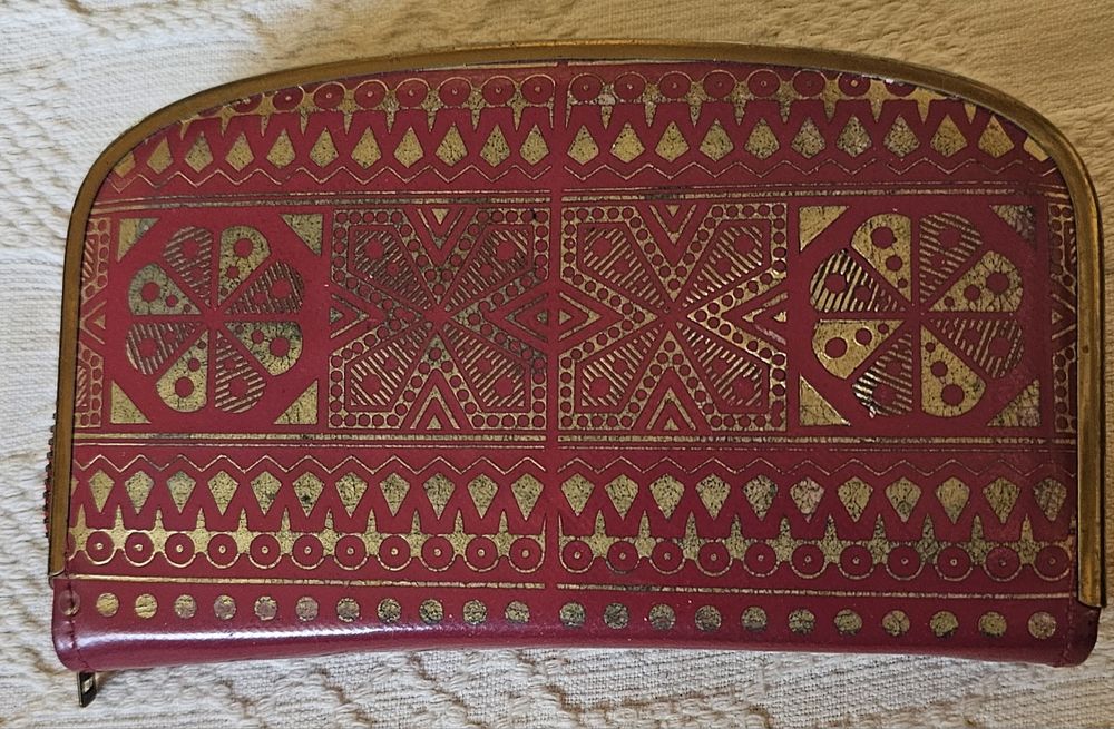 Несесер за маникюр