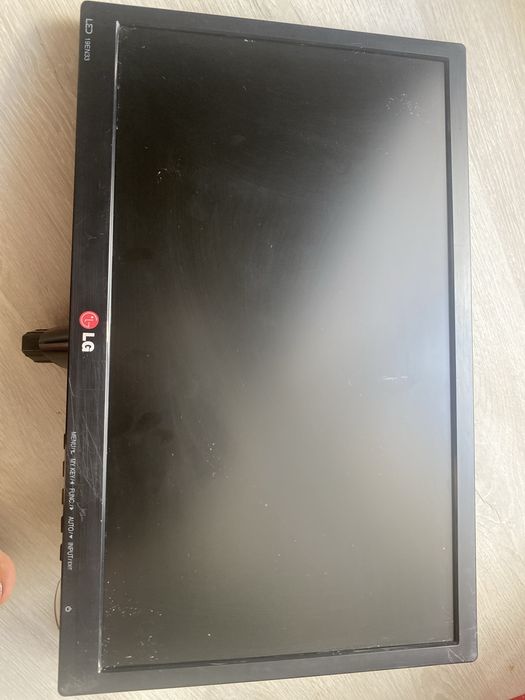 Монитор LG 19EN33