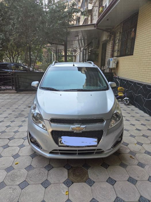 Spark 2017 4-pozitsiya avtomat sotiladi 7500 y.e