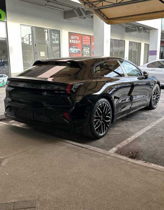 Zeekr 001 Z sport 15.600$ 2mator polniy privod