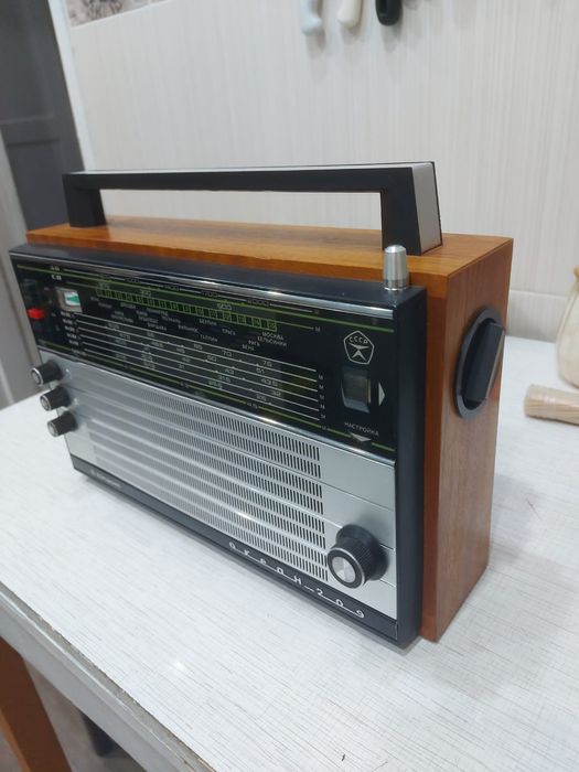 Приёмник Океан 209