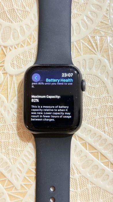 Apple Watch SE 44 mm