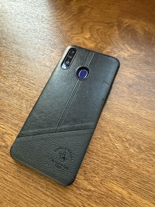 Самсунг А20 за 25.000