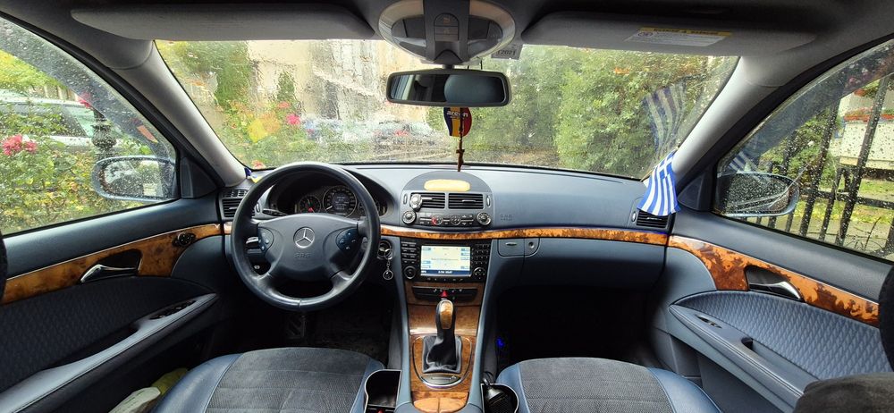 MERCEDES-BENZ E-Class 2005 — imagine 3