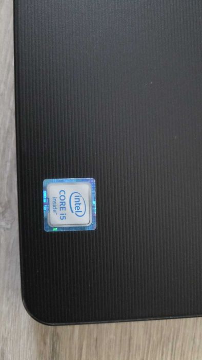 Laptop Dell Vostro 3500
