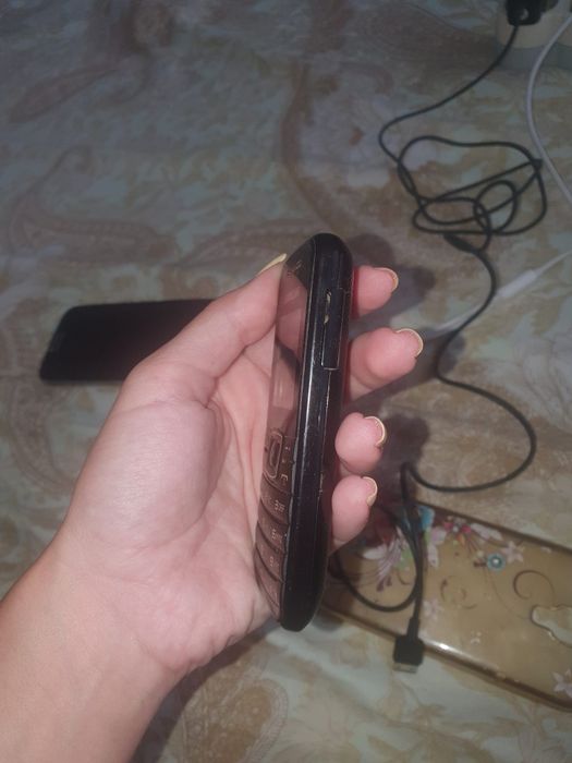 Samsung Gt e1050 cu butoane