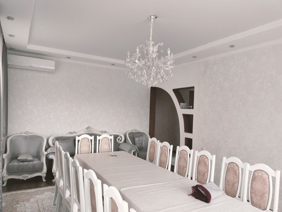 Продам дом  район гипермаркет Дина