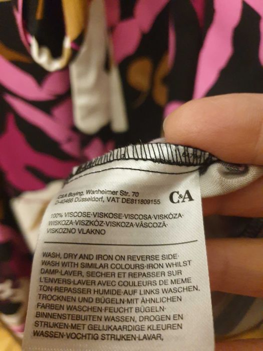 vand rochie model inflorat marime 48-50