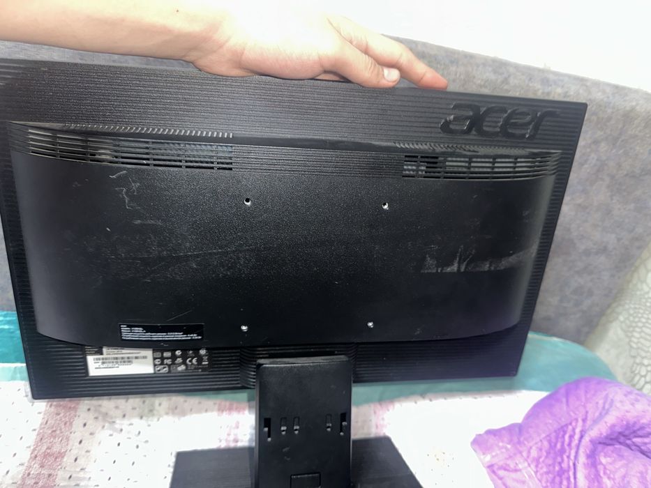 Продам монитор 60 герц