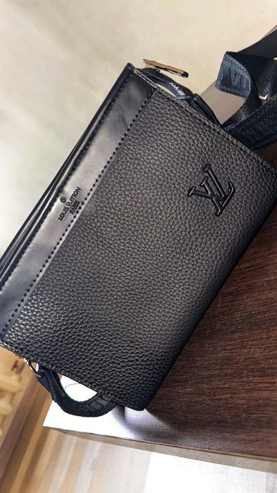 Чанта тип клъч Luis Viton