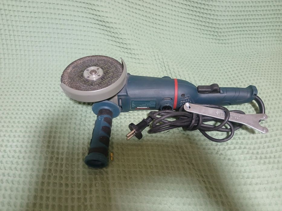 Продам сварочный апарат и.тд