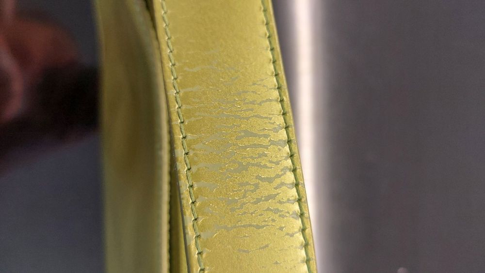 Кожена чанта на FURLA .