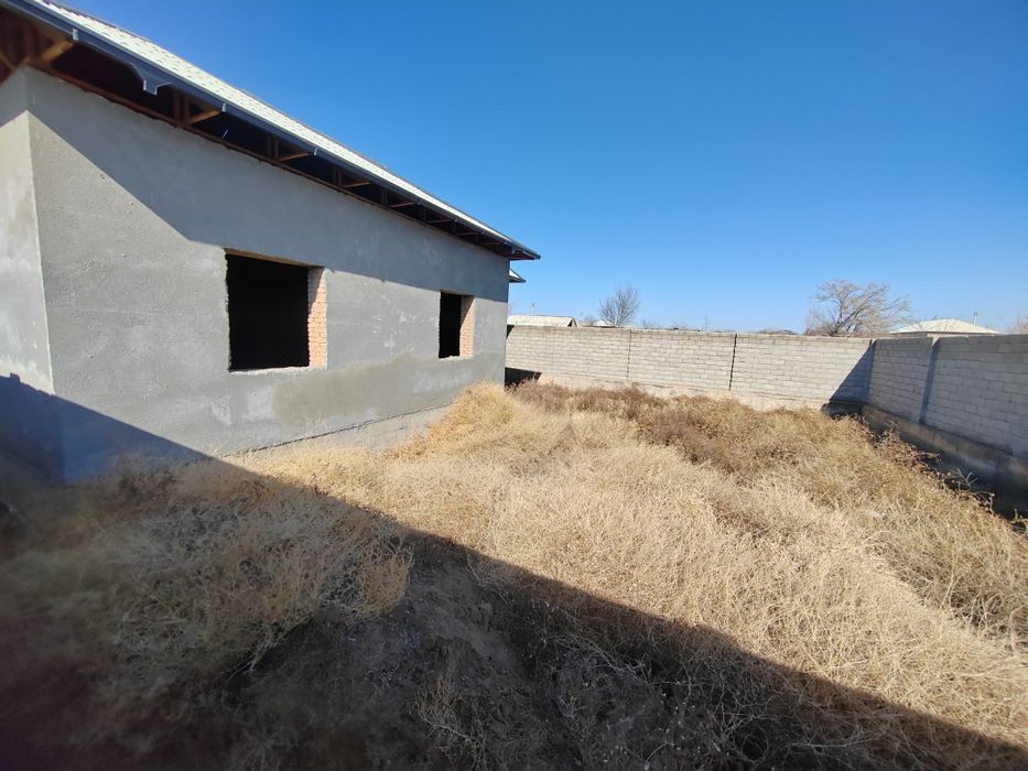 Ховли сотилади ва йонидаги йерхам бирга