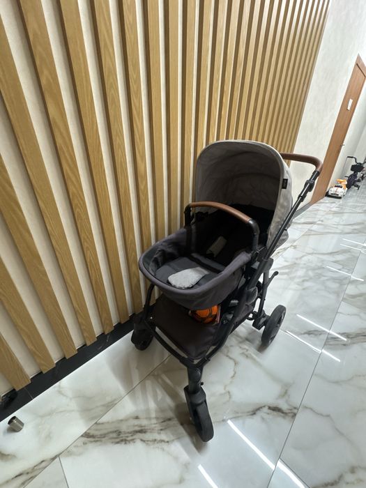 Продам коляску cybex