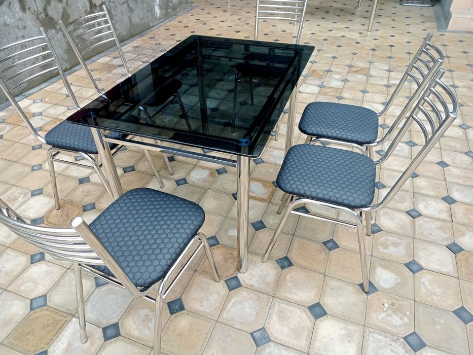 Sifatli Stol stullar