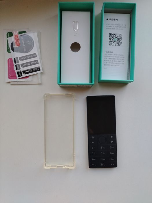 Qin F22- telefon android