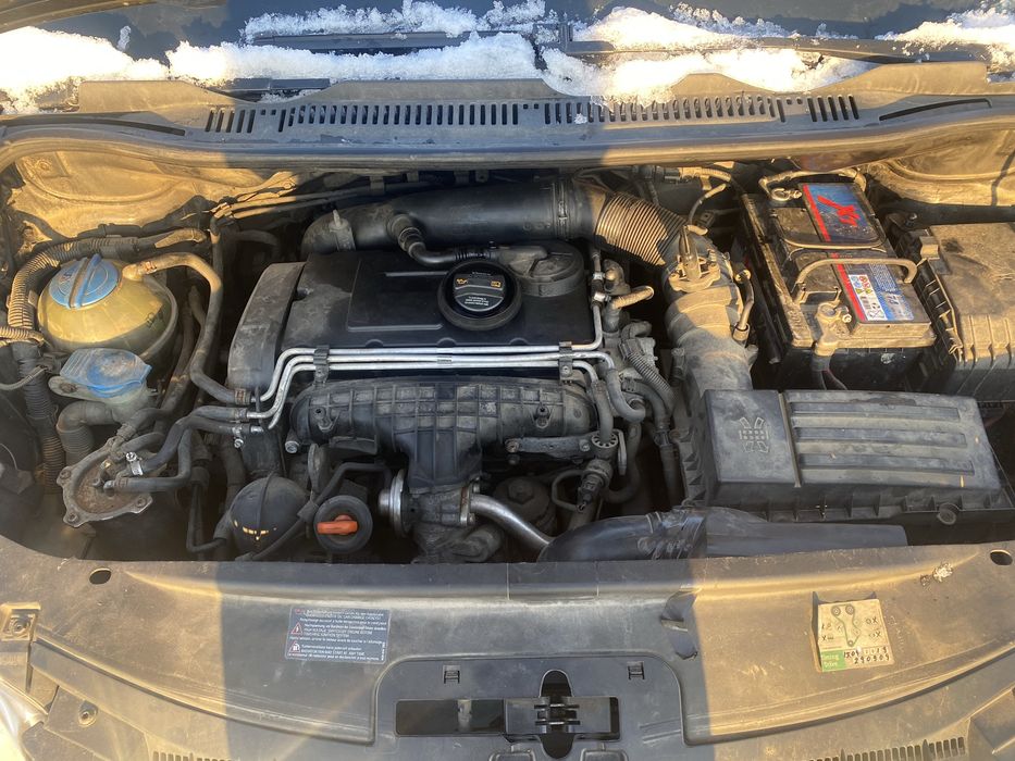 Dezmembrez vw touran 2.0(BKD)