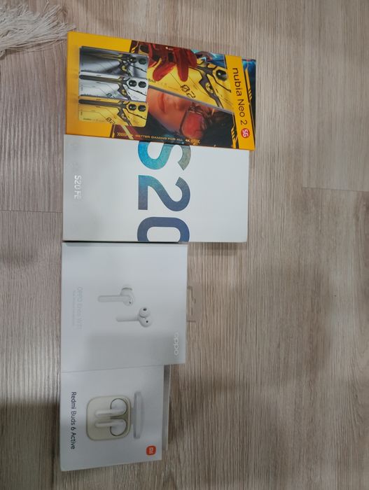 Обменяю все это на другой телефон