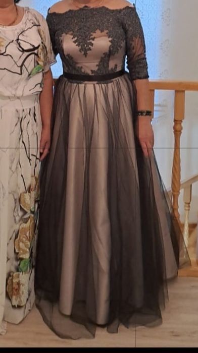 Продам платье размер 48-52