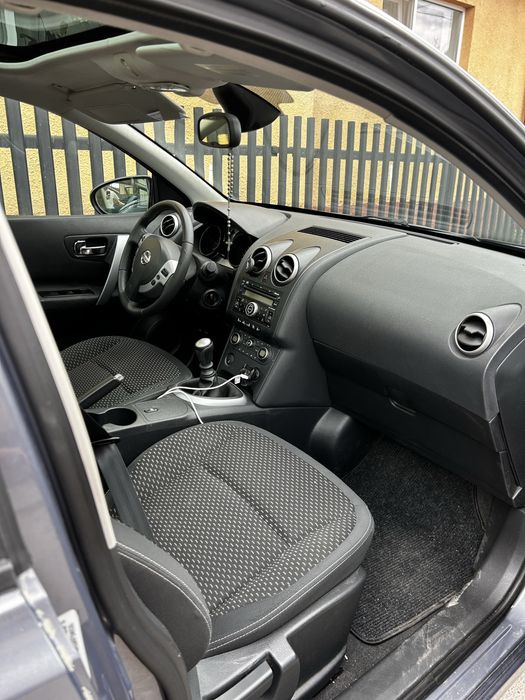 Vand nissan qashqai J10 2008 2.0 benzina