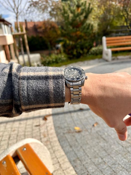 Продавам часовник Seiko Prospex Sumo SPB 323J1