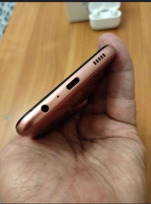 Samsung A04e.+науш