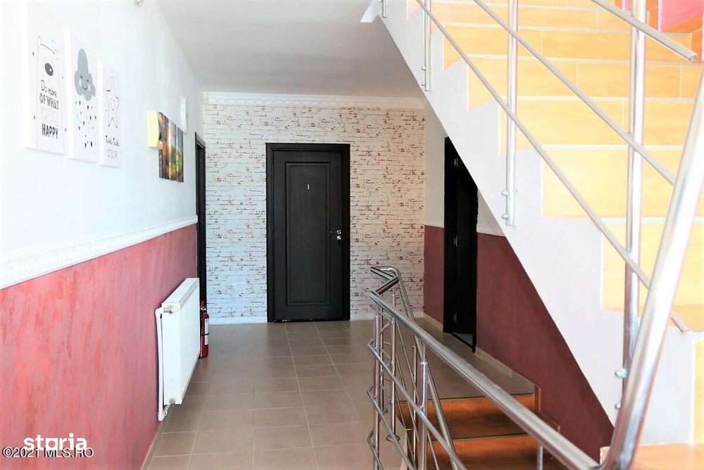 Mamaia Nord - Langa Mare, pensiune la cheie, 11 camere, 9 bai!