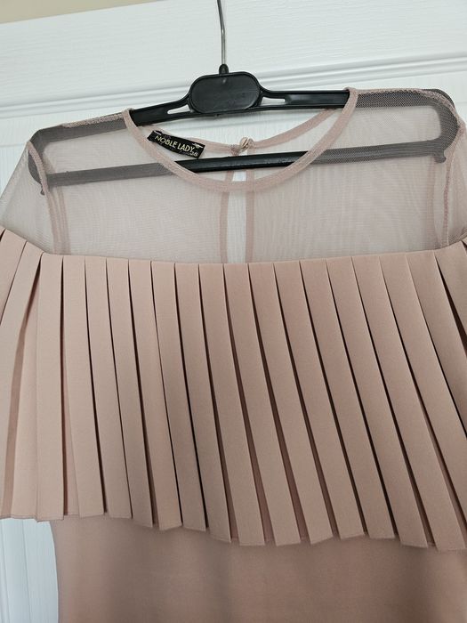 Рокля за официален повод