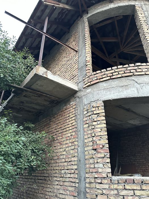 Дом. Недостроенный