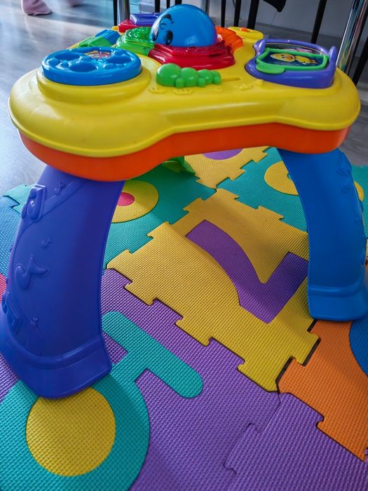 Интерактивна масичка Fisher price